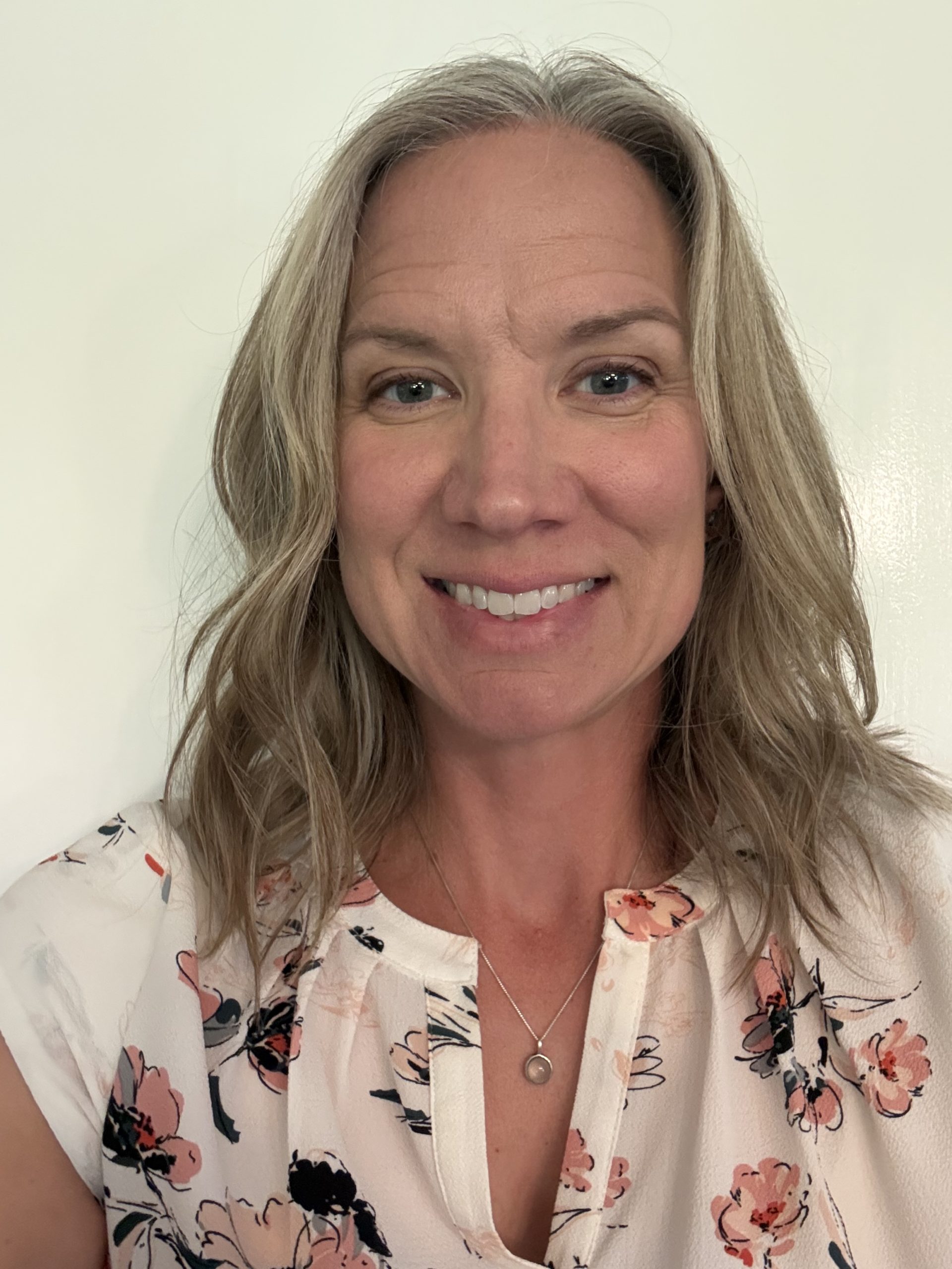 Headshot photo of Jennifer Bulson.